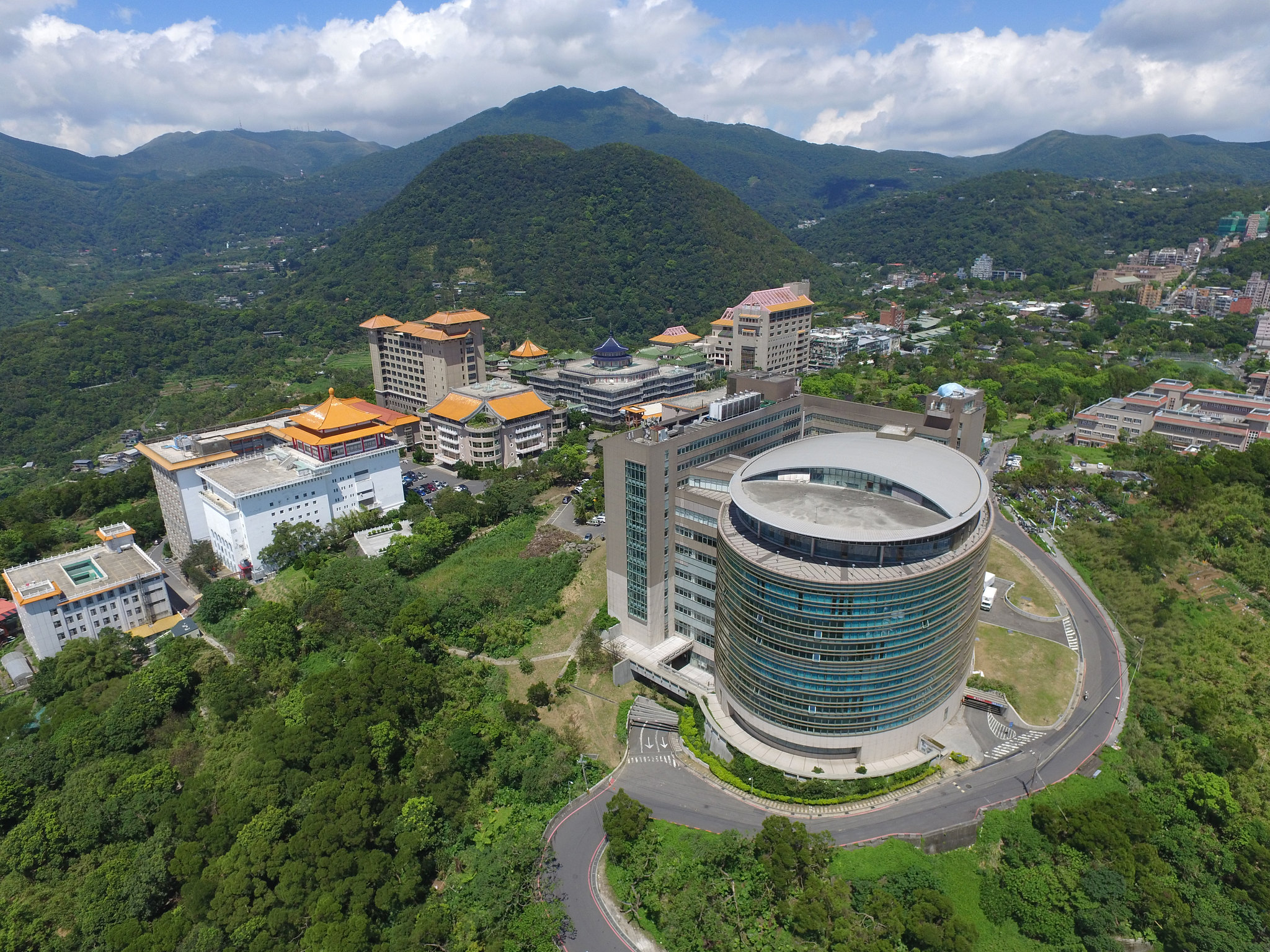 中國文化大學
Đại học Văn hóa Trung Quốc
